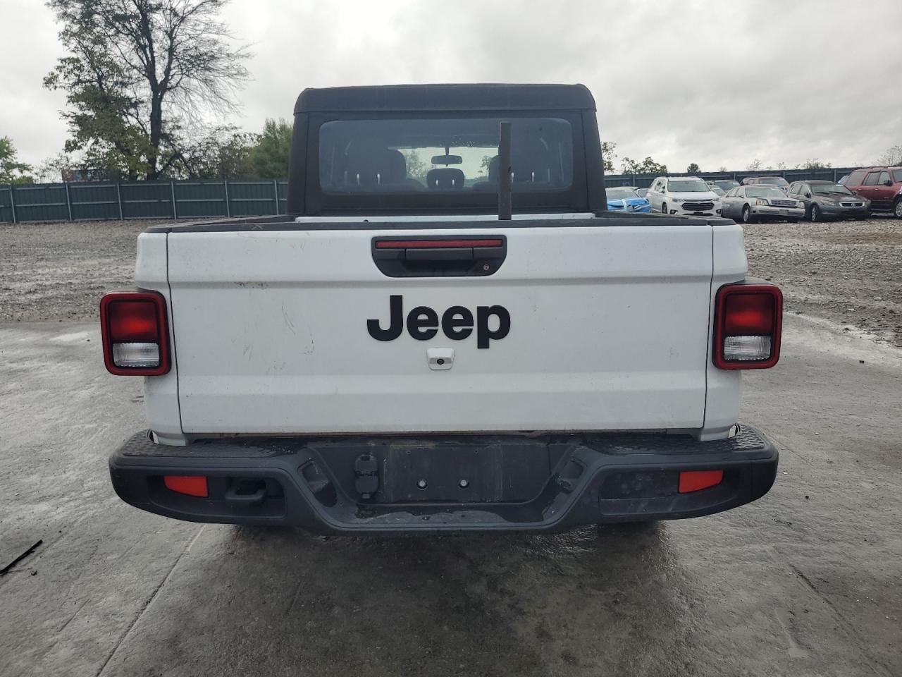 Jeep Gladiator Sport Image 13