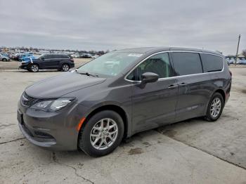  Salvage Chrysler Minivan