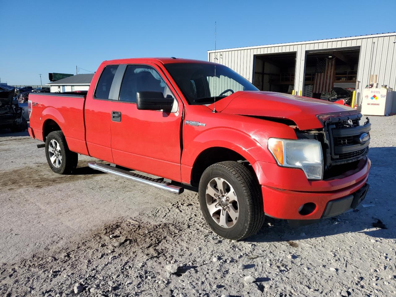 Ford F-150 Super Cab Image 3