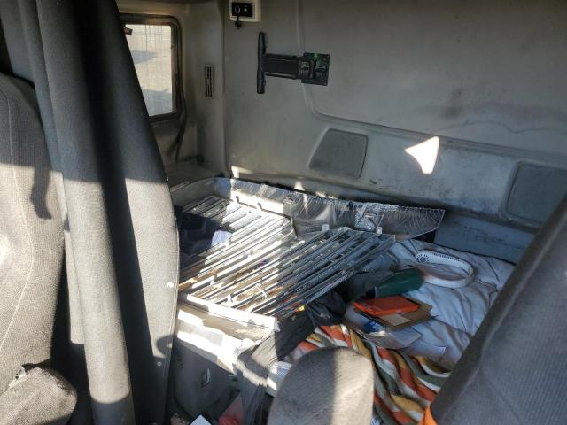 International Prostar Image 6