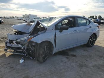  Salvage Nissan Versa