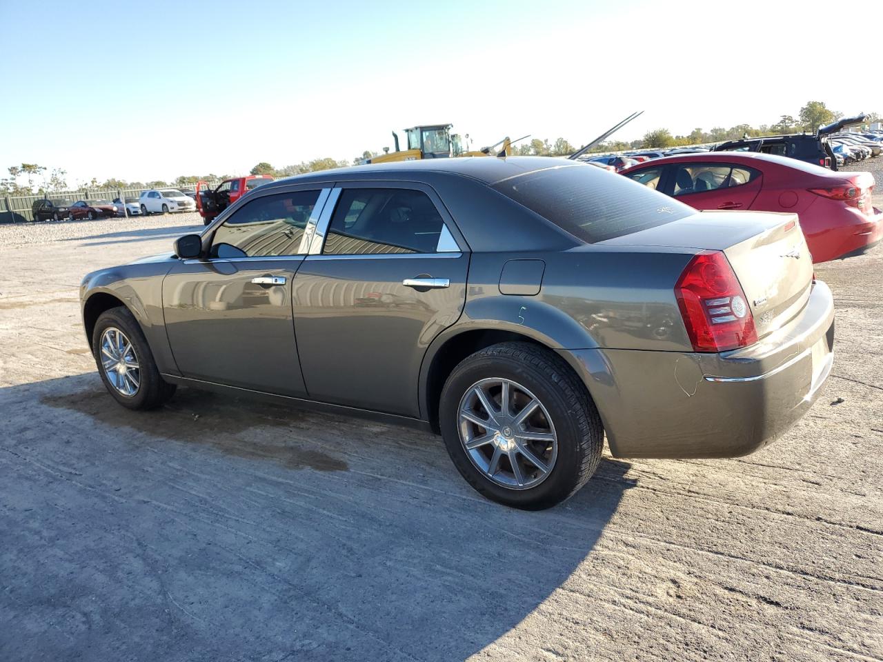 Chrysler 300 Touring Image 3