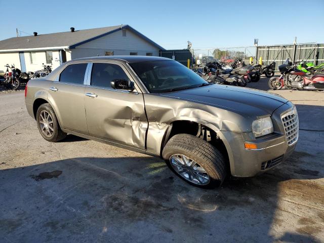 Chrysler 300 Touring Image 12