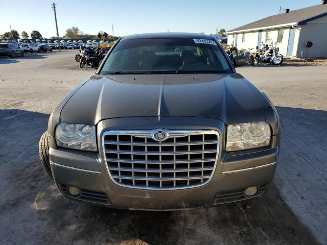 Chrysler 300 Touring Image 2