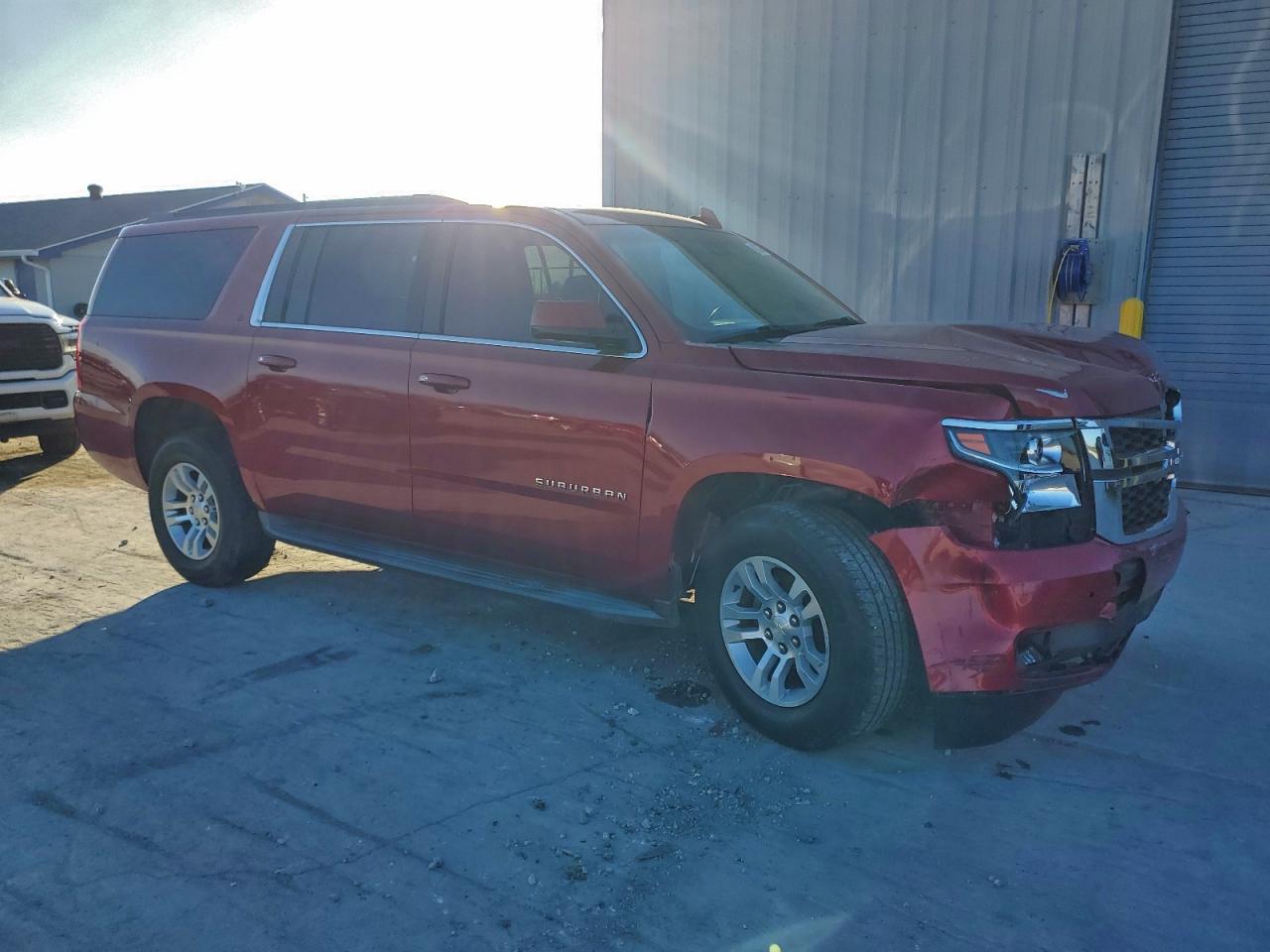 Chevrolet Suburban K1500 Lt Image 6