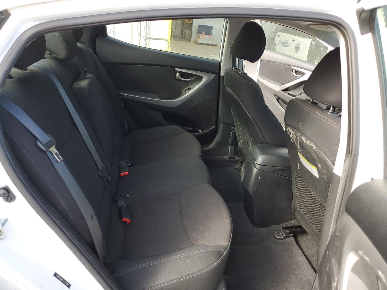 Hyundai ELANTRA Se Image 11