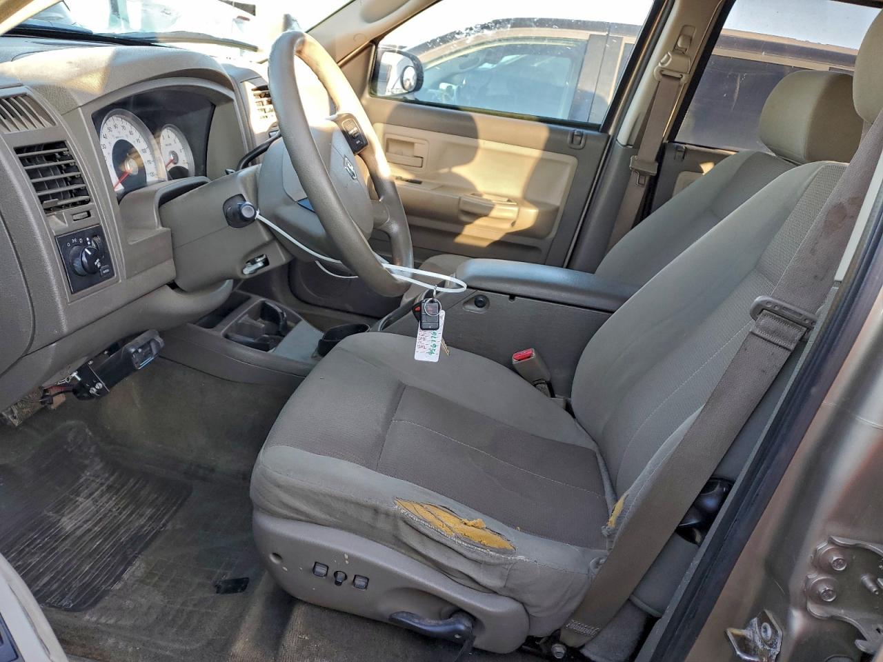 Dodge Dakota Quad Slt Image 10