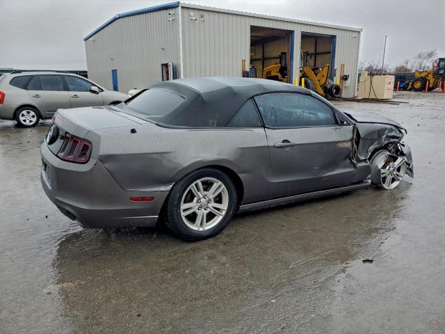 Ford Mustang Image 4