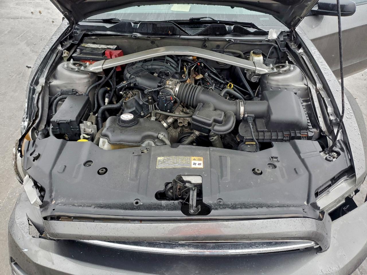 Ford Mustang Image 8