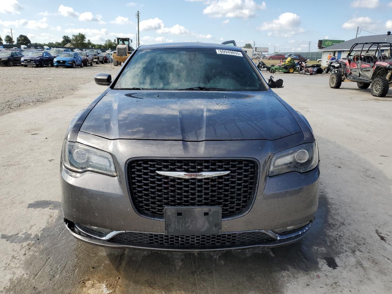 Chrysler 300 S Image 10