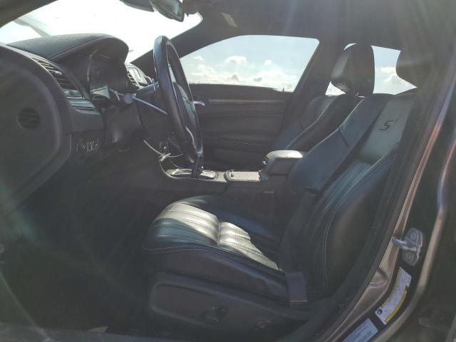 Chrysler 300 S Image 9