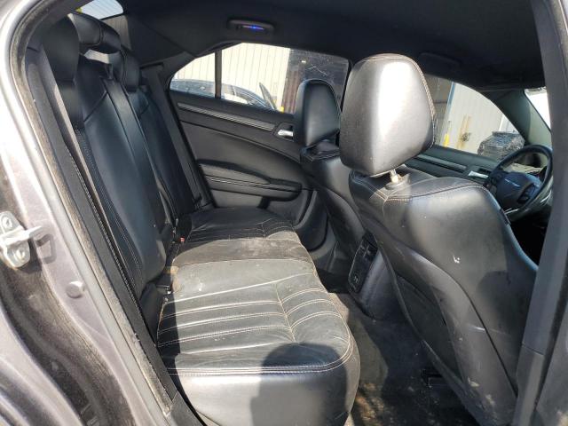 Chrysler 300 S Image 13