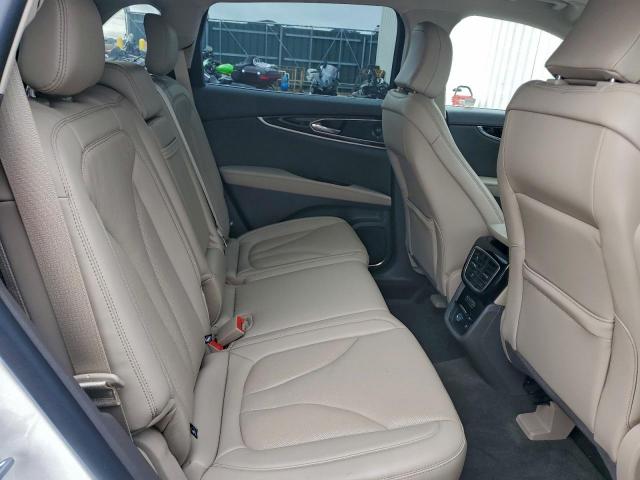 Lincoln Nautilus Reserve Image 8