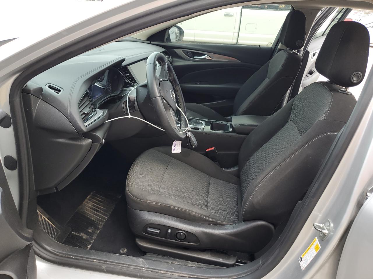 Buick Regal Preferred Image 8