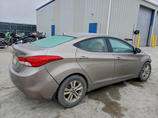 Hyundai ELANTRA Gls Image 3