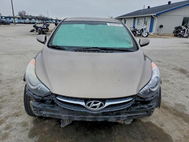 Hyundai ELANTRA Gls Image 9
