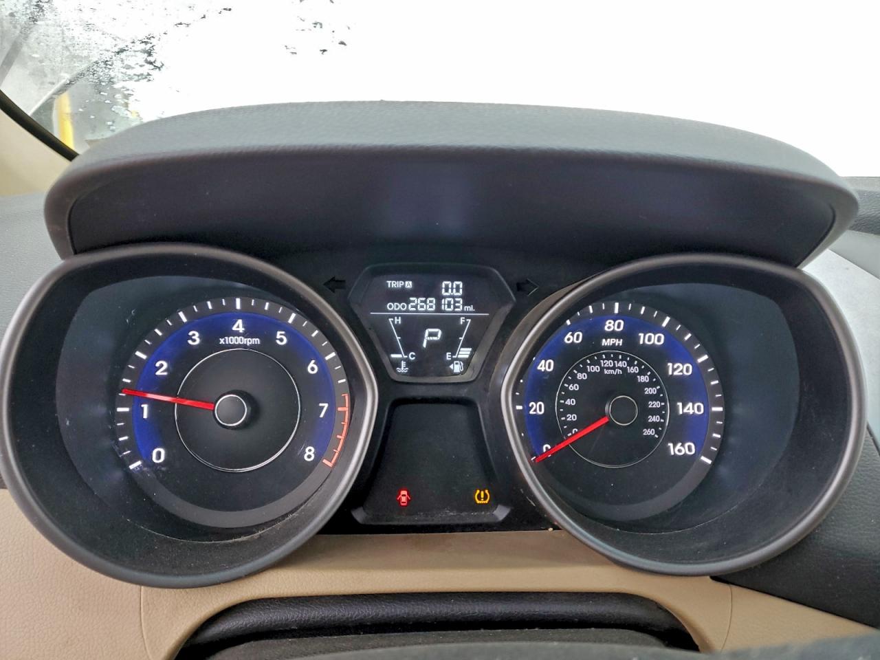 Hyundai ELANTRA Gls Image 11