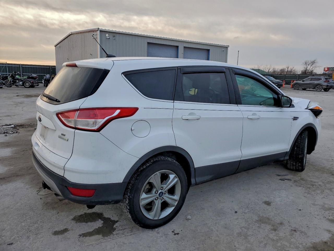 Ford Escape Se Image 2