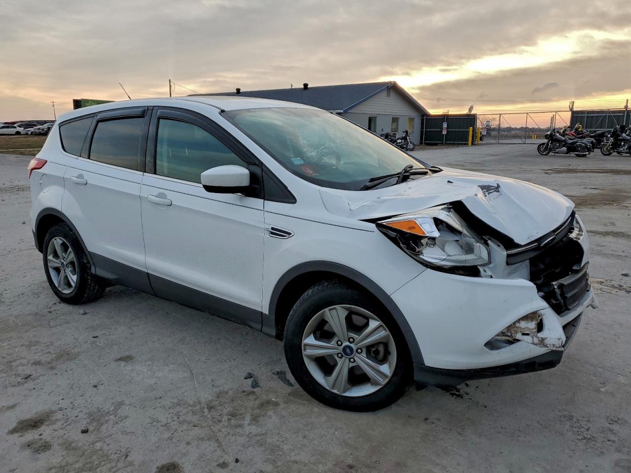 Ford Escape Se Image 3