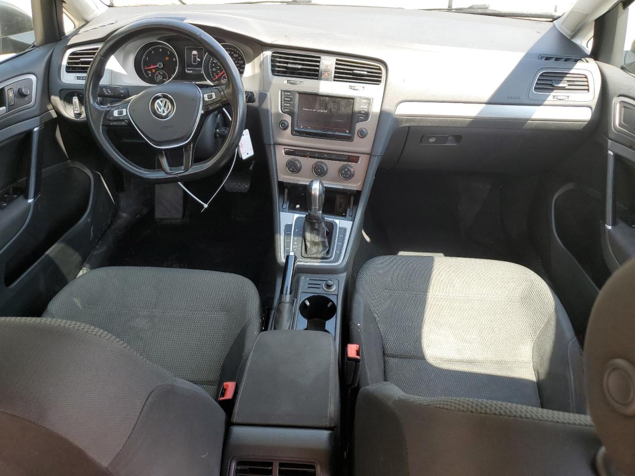 Volkswagen Golf S/se Image 8