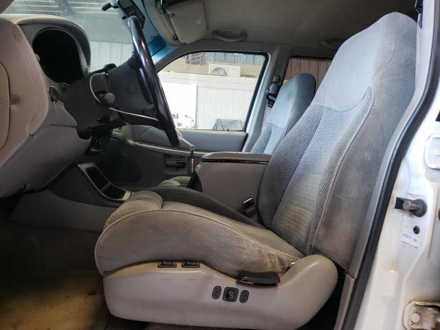 Ford Explorer Image 2