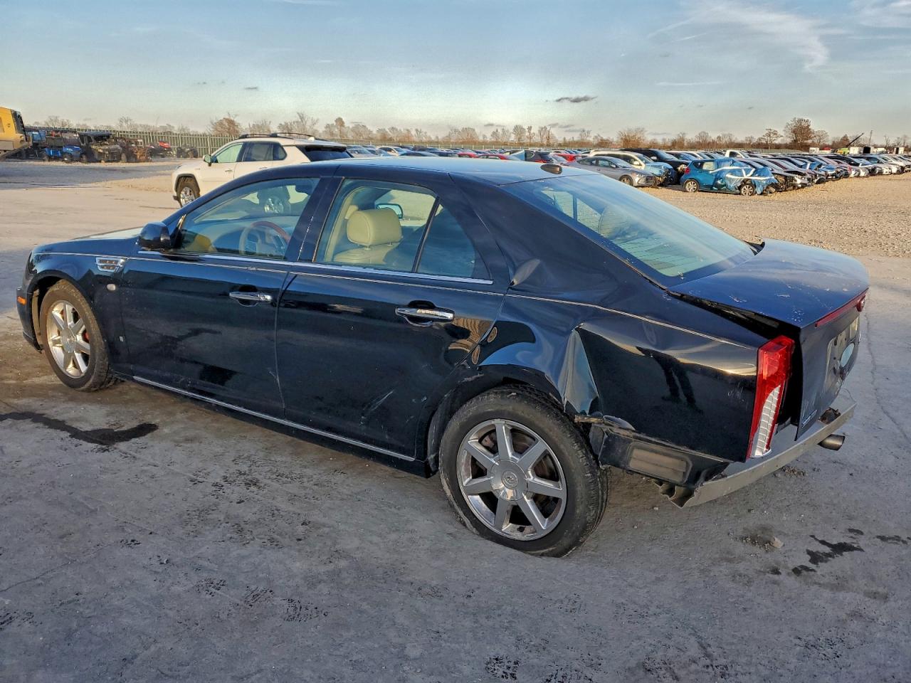 Cadillac STS Image 2