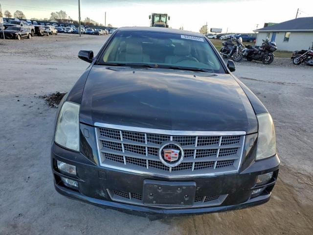 Cadillac STS Image 4