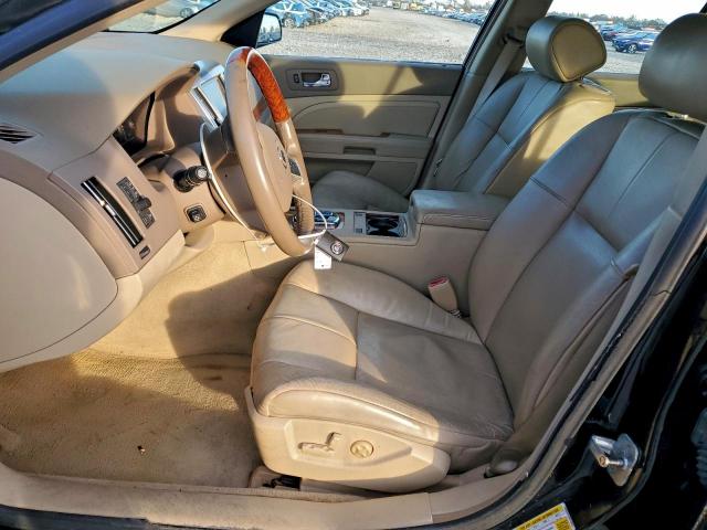 Cadillac STS Image 3