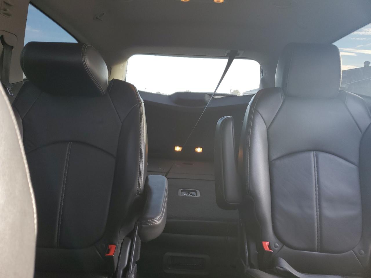 Chevrolet Traverse Lt Image 13