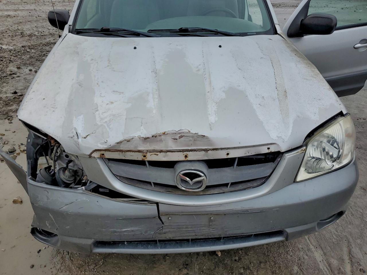 Mazda Tribute Lx Image 11