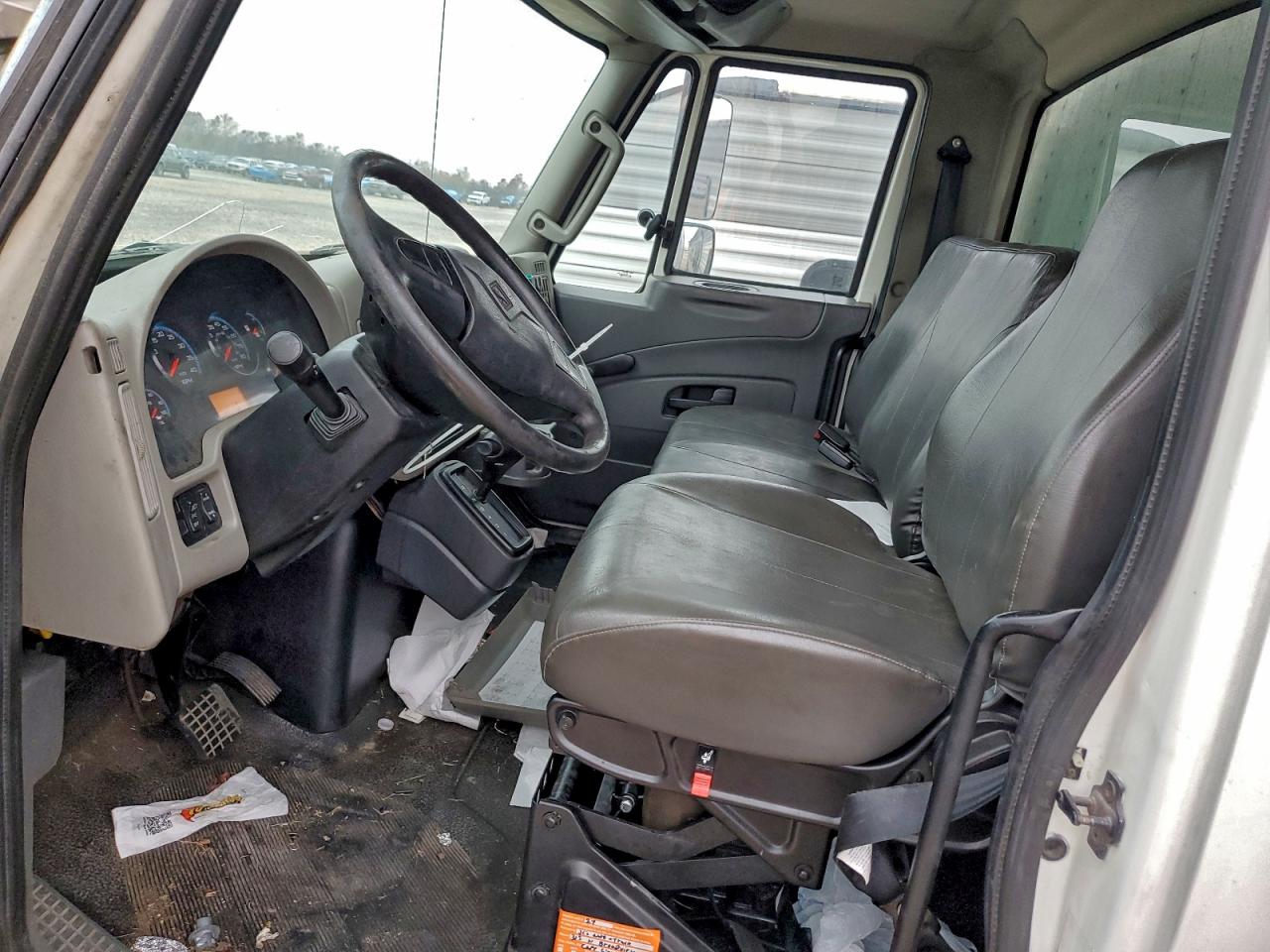 International 4000 Serie 4300 Image 8