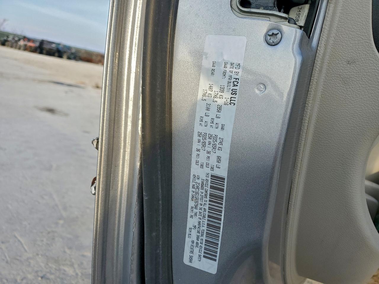 Chrysler Minivan Touring Image 10