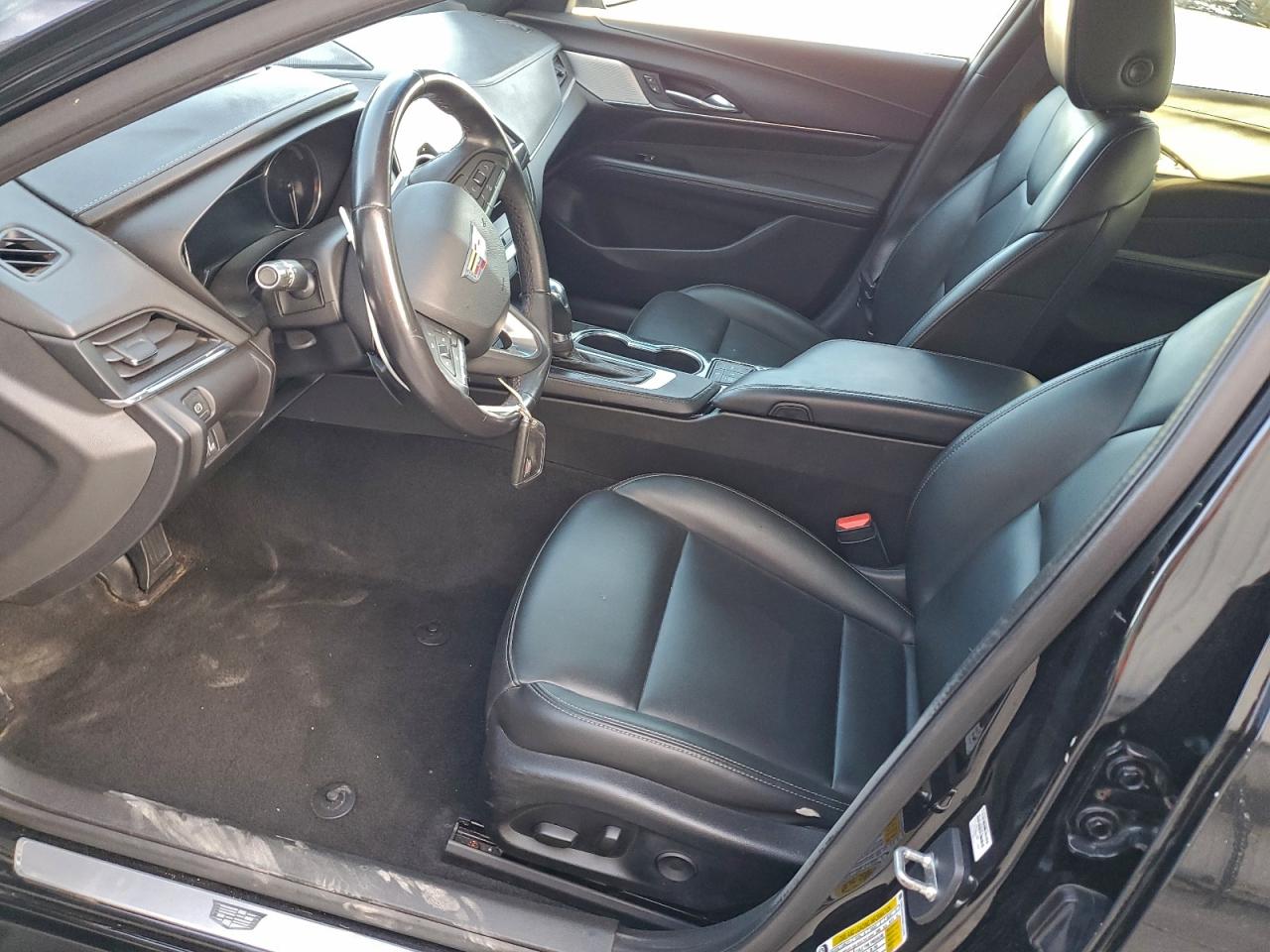 Cadillac CT4 Luxury Image 4