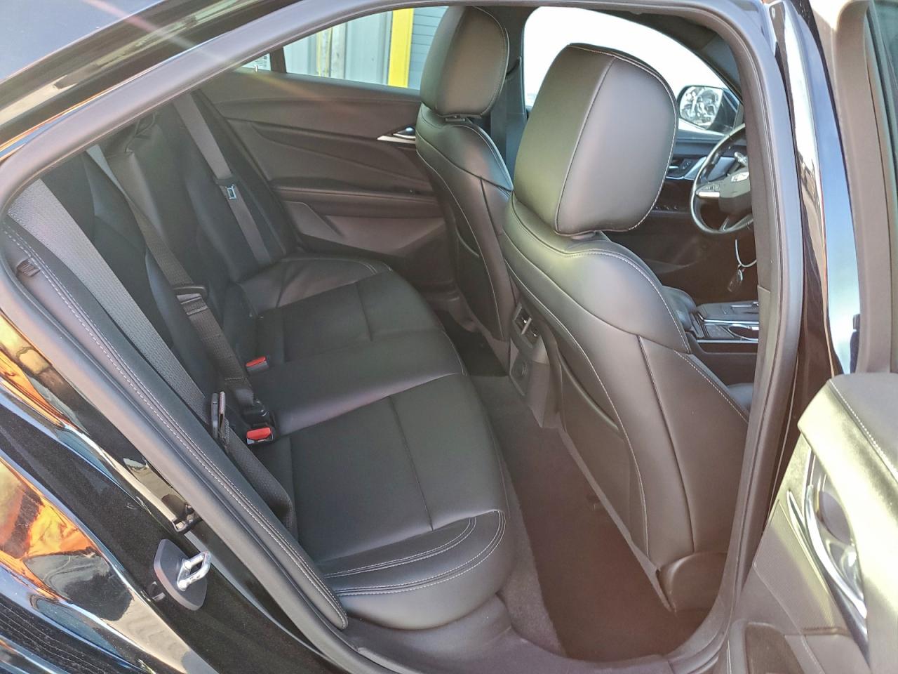 Cadillac CT4 Luxury Image 5