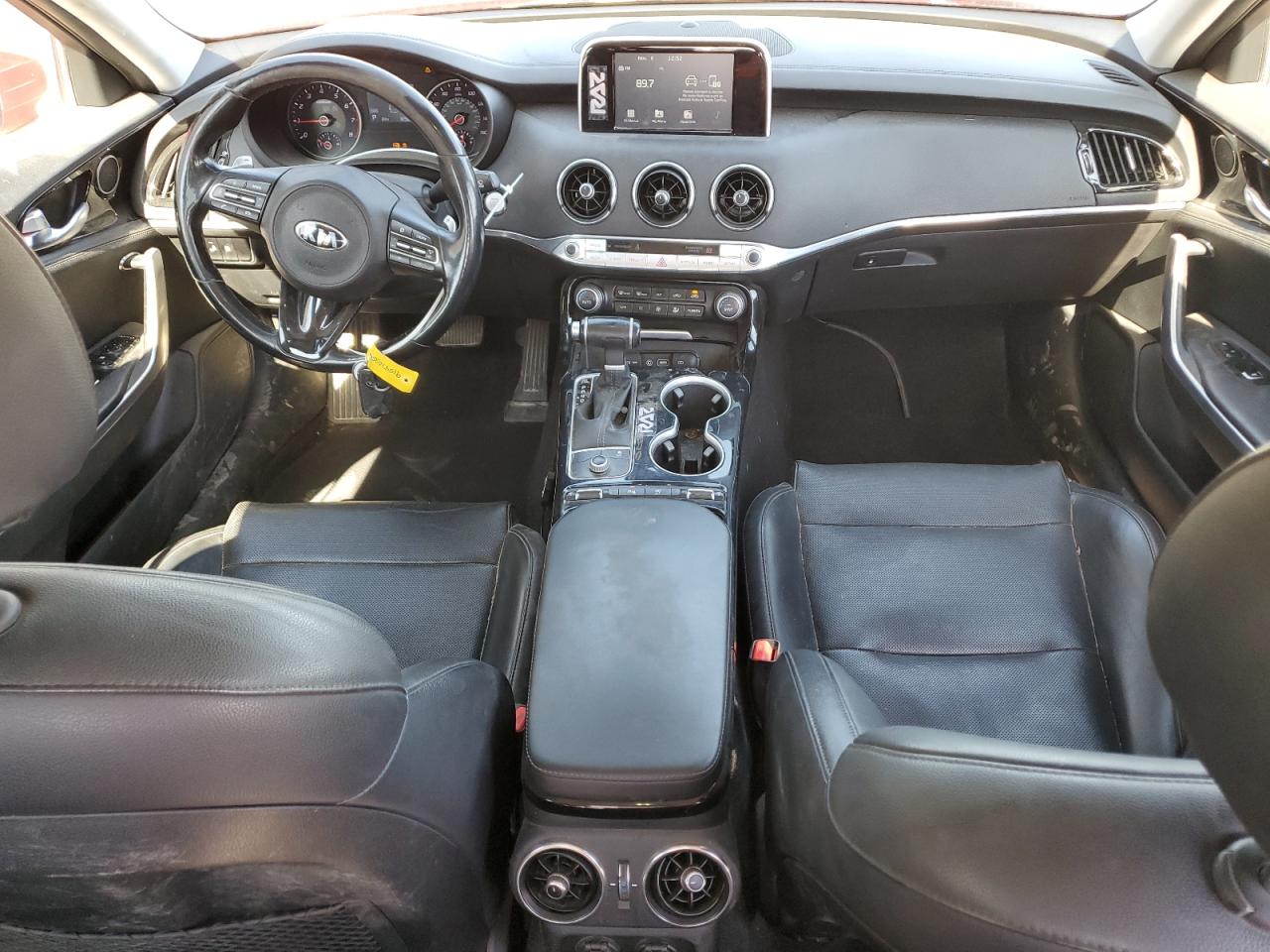 Kia Stinger Image 12