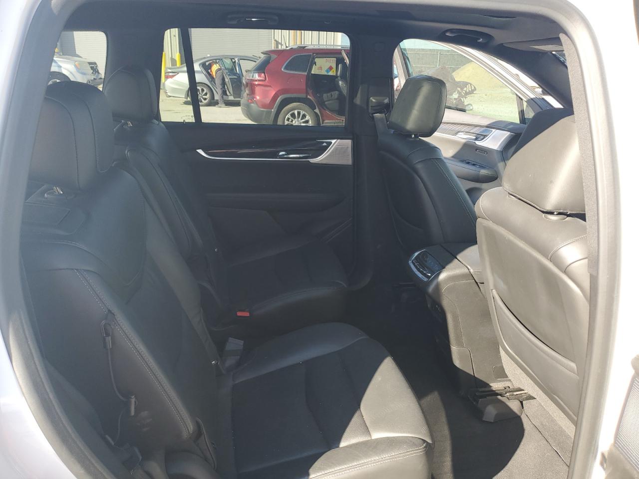 Cadillac XT6 Premium Luxury Image 10