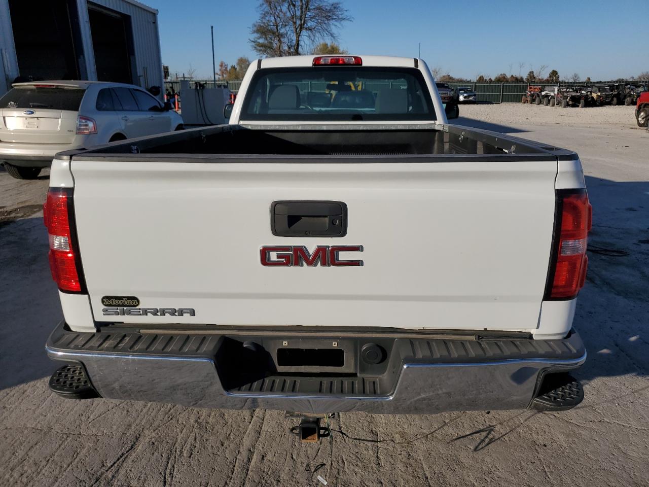 GMC Sierra C1500 Image 5
