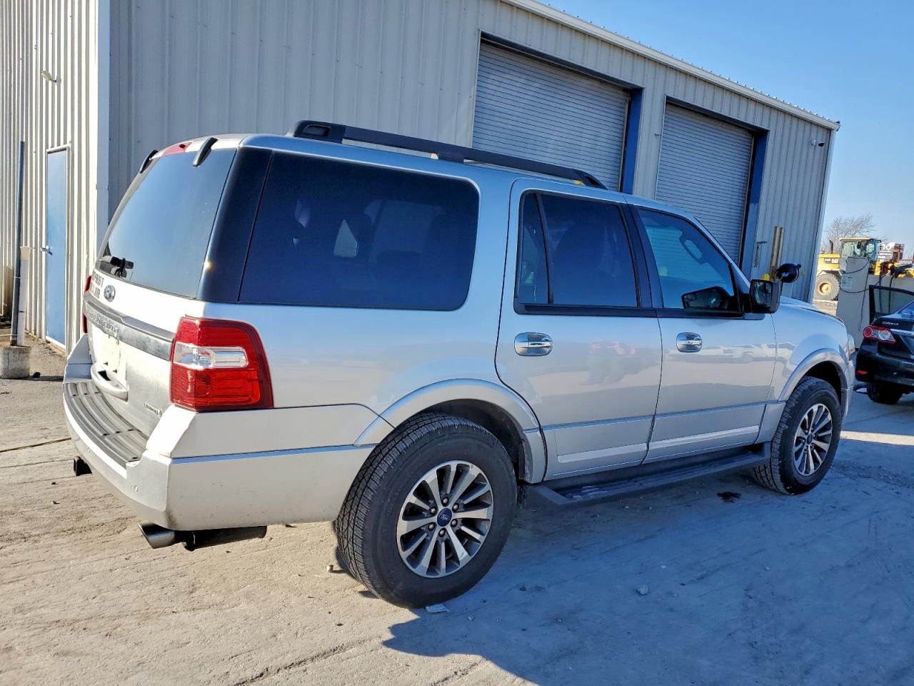 Ford Expedition Xlt Image 4