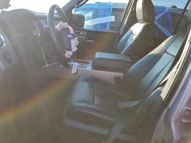 Ford Expedition Xlt Image 3