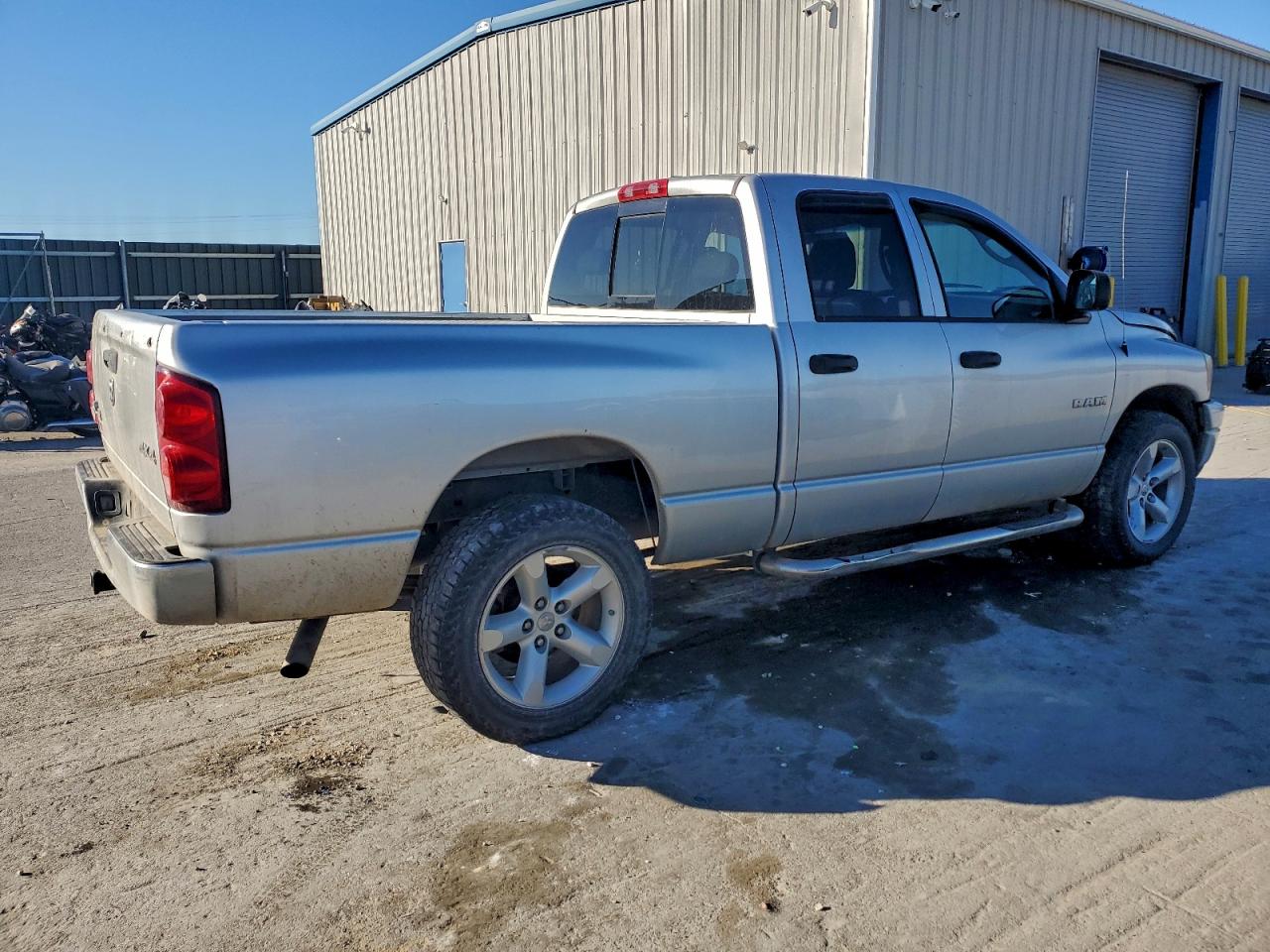 Dodge Ram 1500 St Image 2