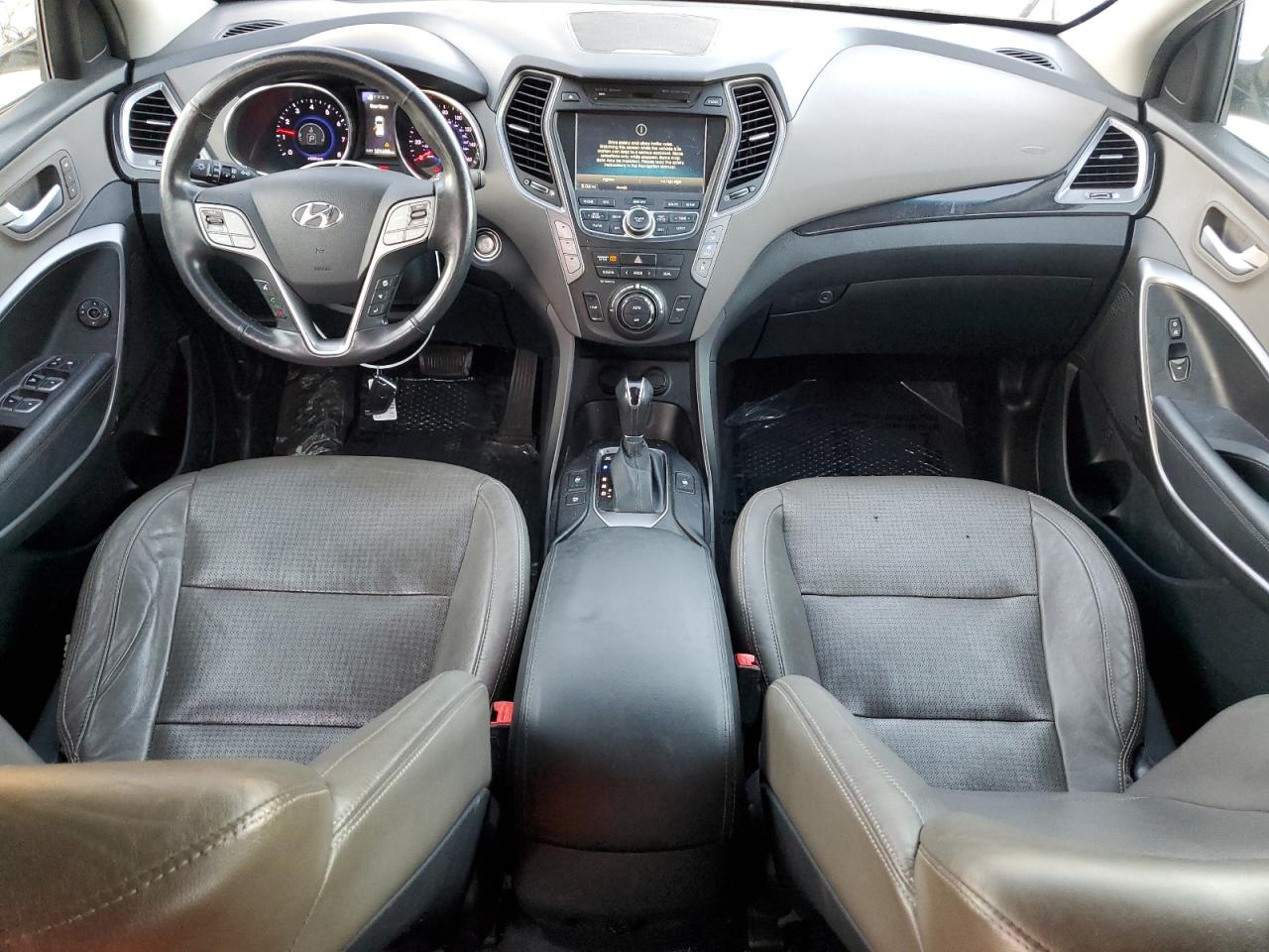 Hyundai SANTA FE Gls Image 7