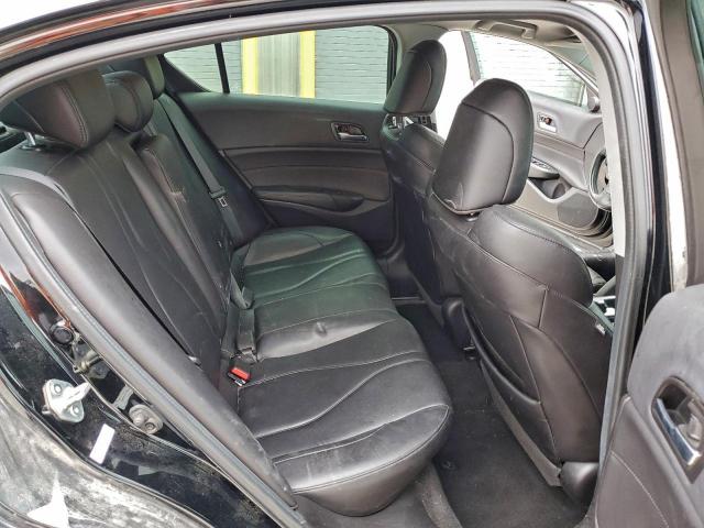 Acura ILX Image 12