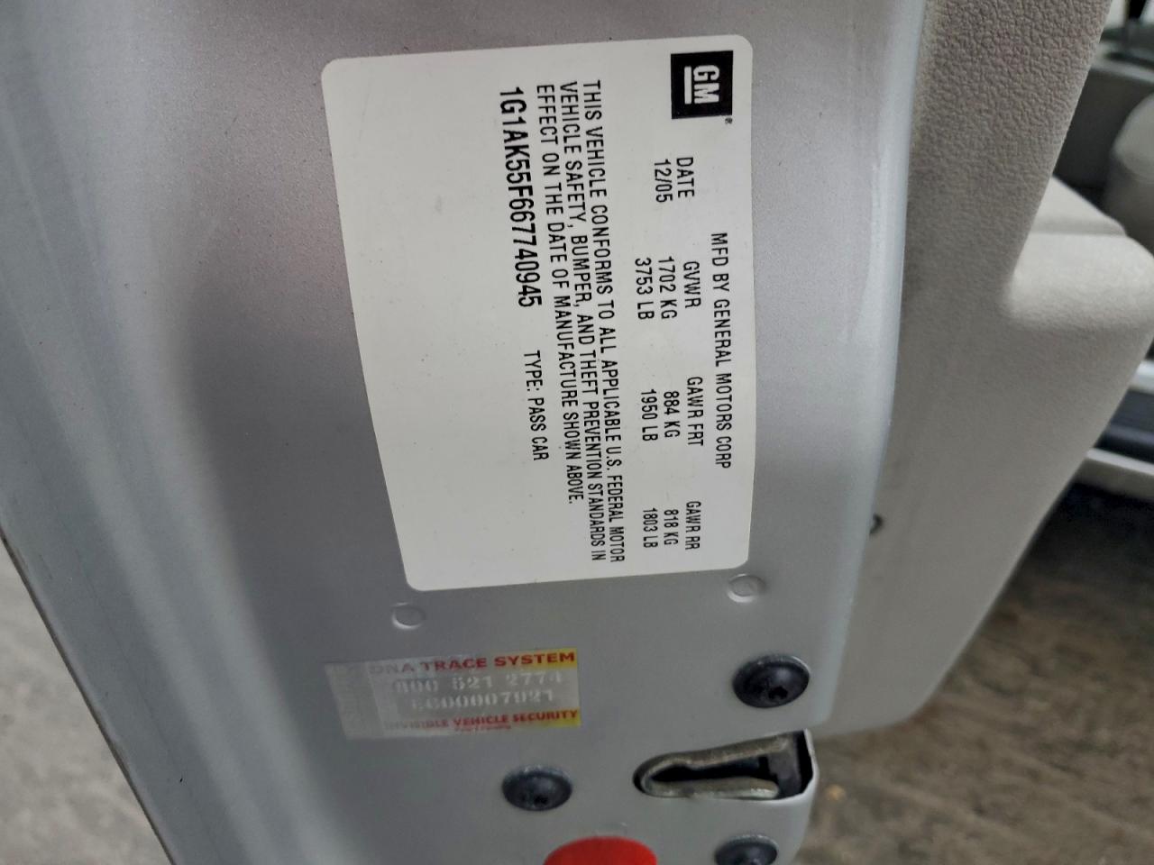 Chevrolet Cobalt Ls Image 12