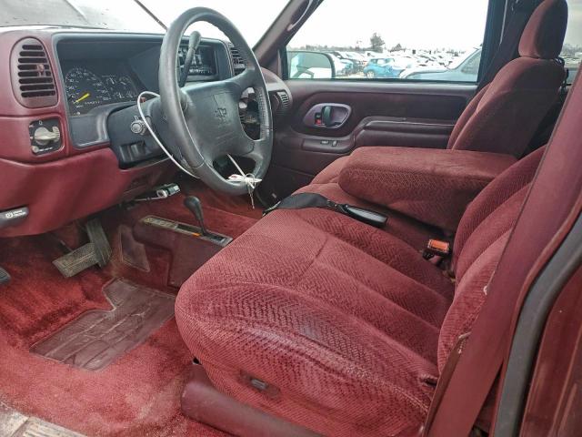 Chevrolet Suburban K2500 Image 11