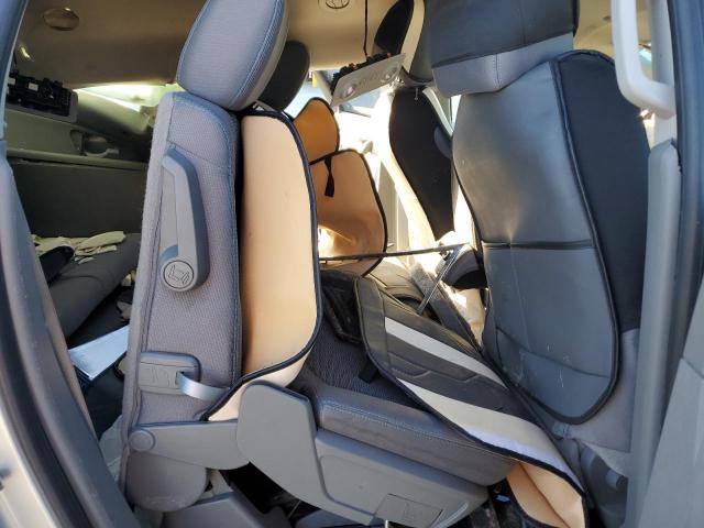 Chevrolet Traverse Ls Image 10