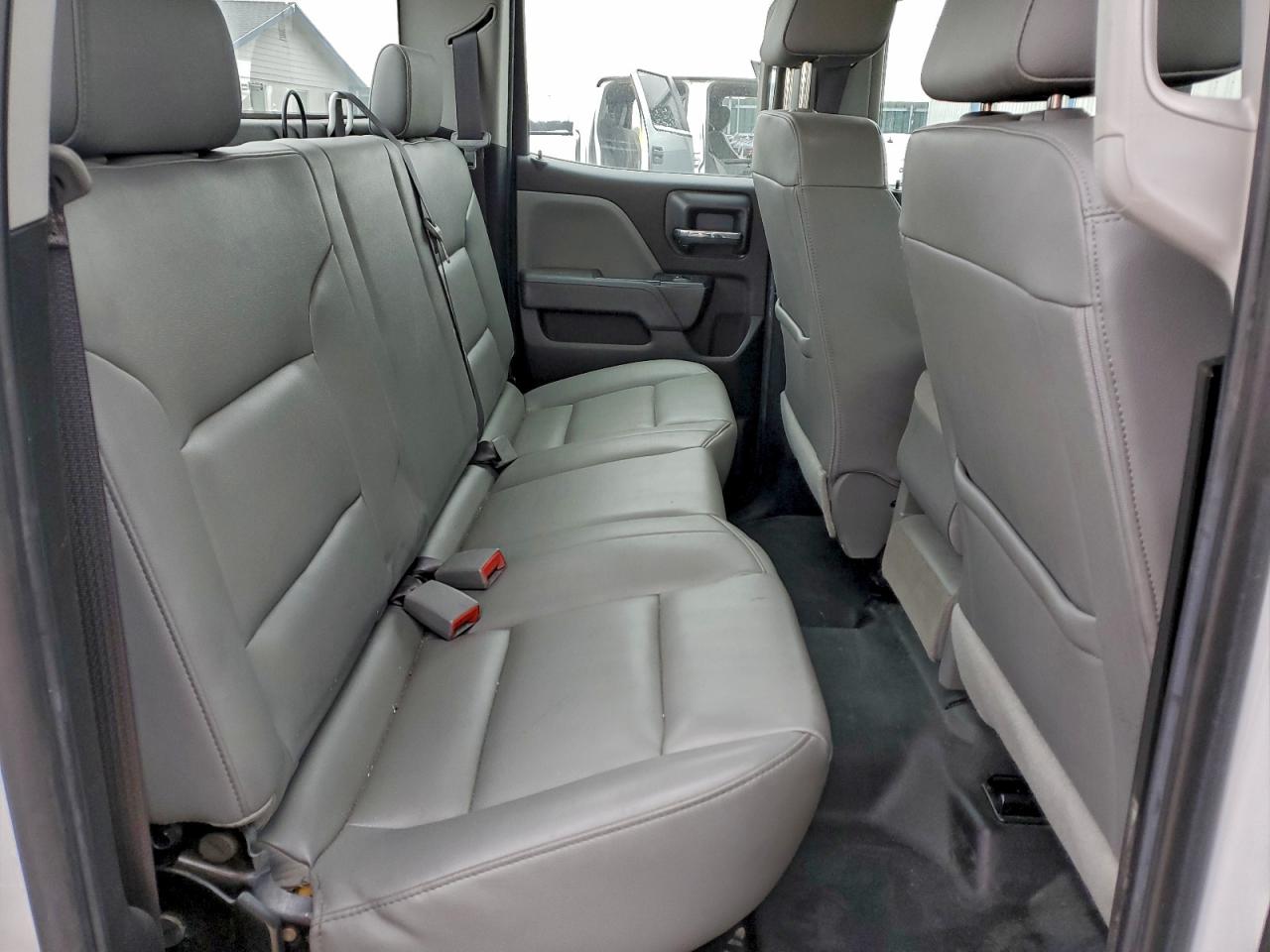 GMC Sierra C1500 Image 5