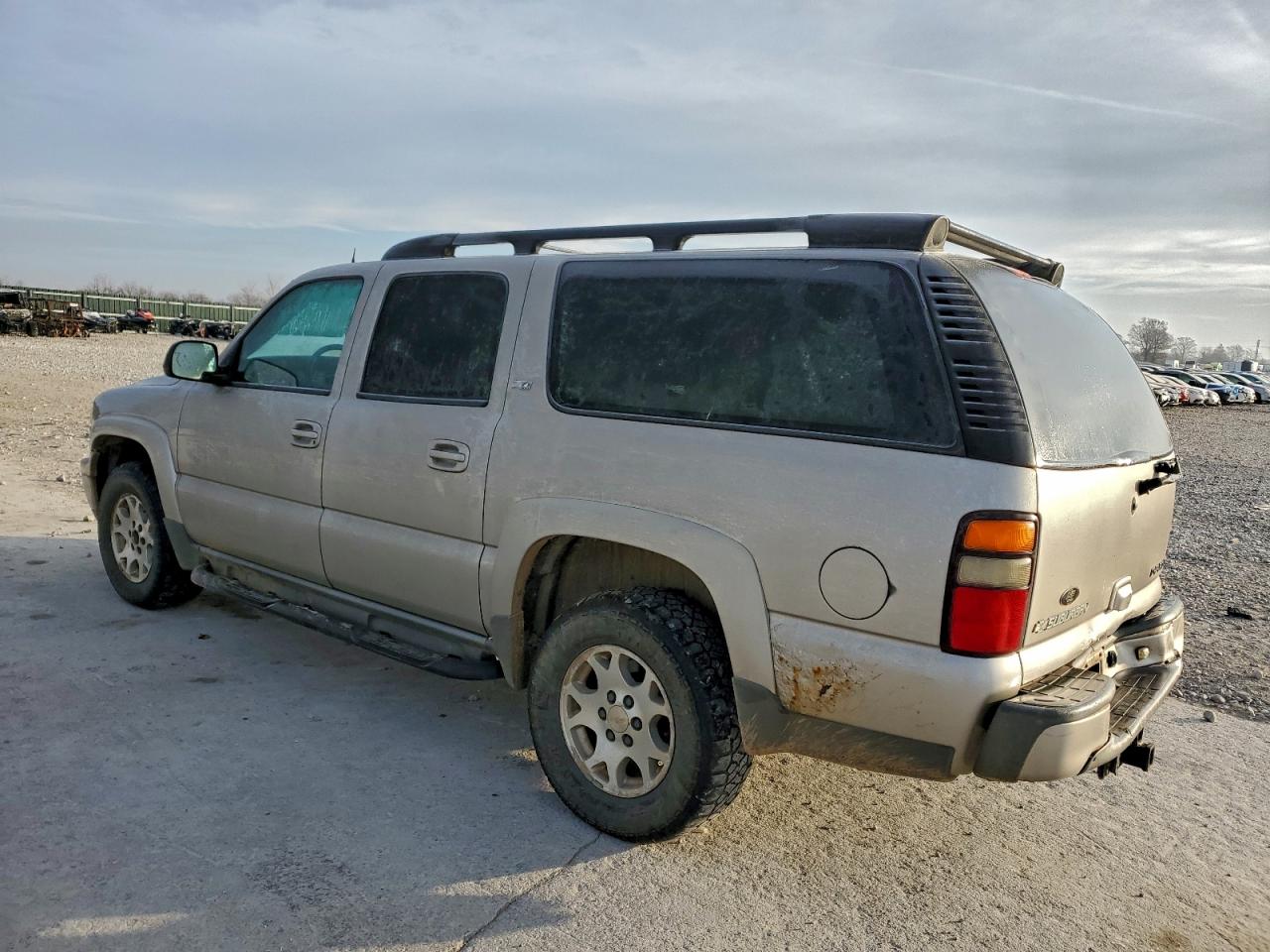 Chevrolet Suburban K1500 Image 2