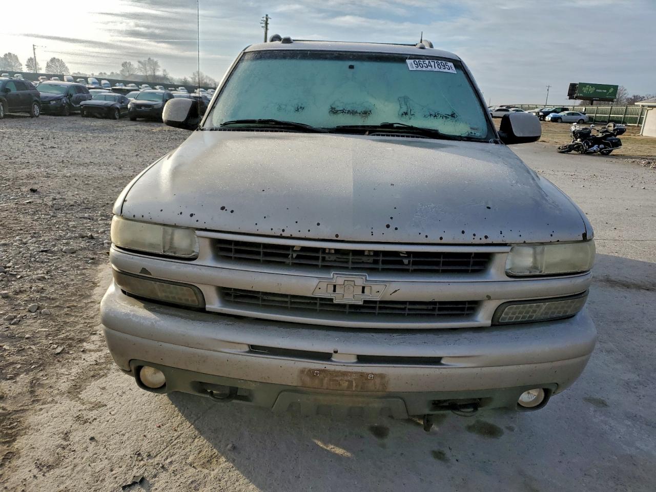 Chevrolet Suburban K1500 Image 6