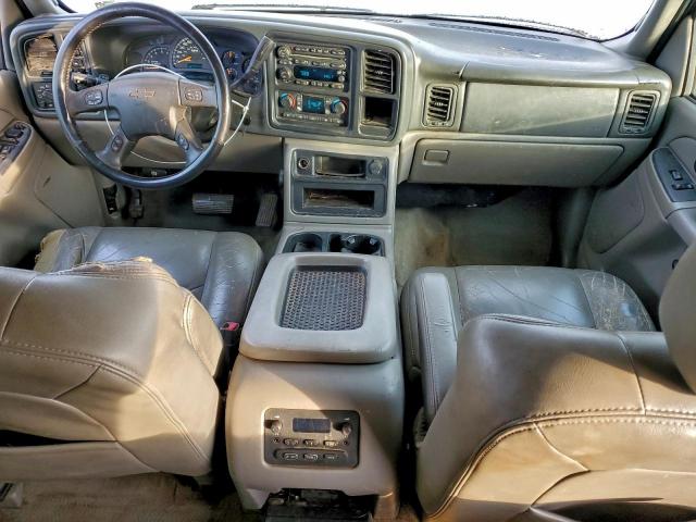 Chevrolet Suburban K1500 Image 8