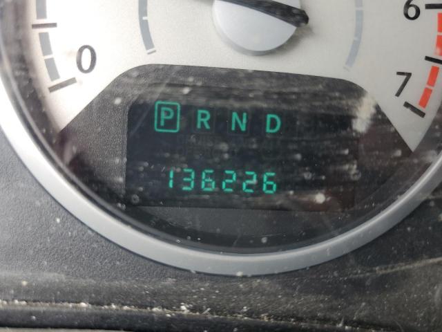 Chrysler Minivan Touring Image 12